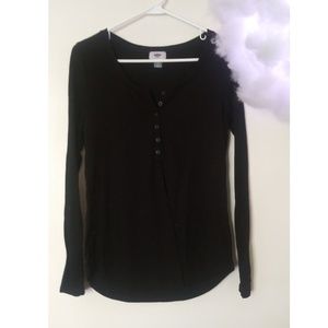 Old Navy long sleeve Henley shirt